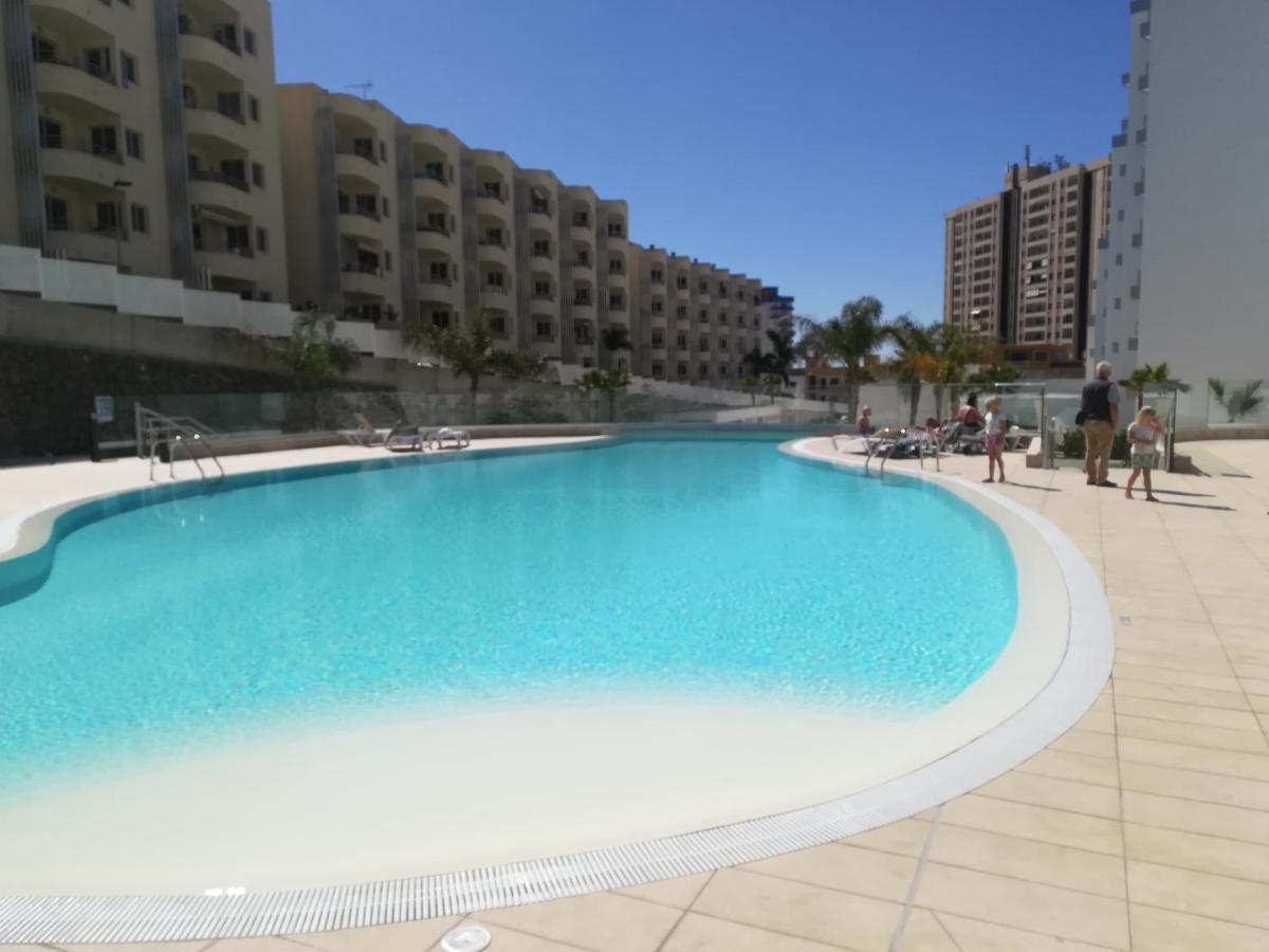 Cs Apartmentos, Large Terrace, Wifi! Плая Параизо Екстериор снимка